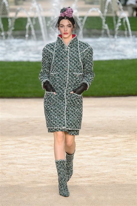 défilé printemps été 2018 chanel|Chanel spring fashion.